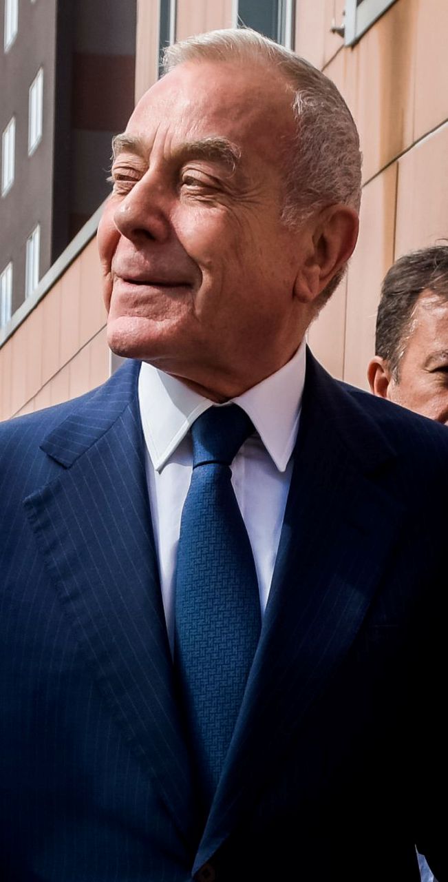 L’ex sottosegretario Gianni Letta Il Pd si rimangia le misure anti-corrotti: B. non vuole