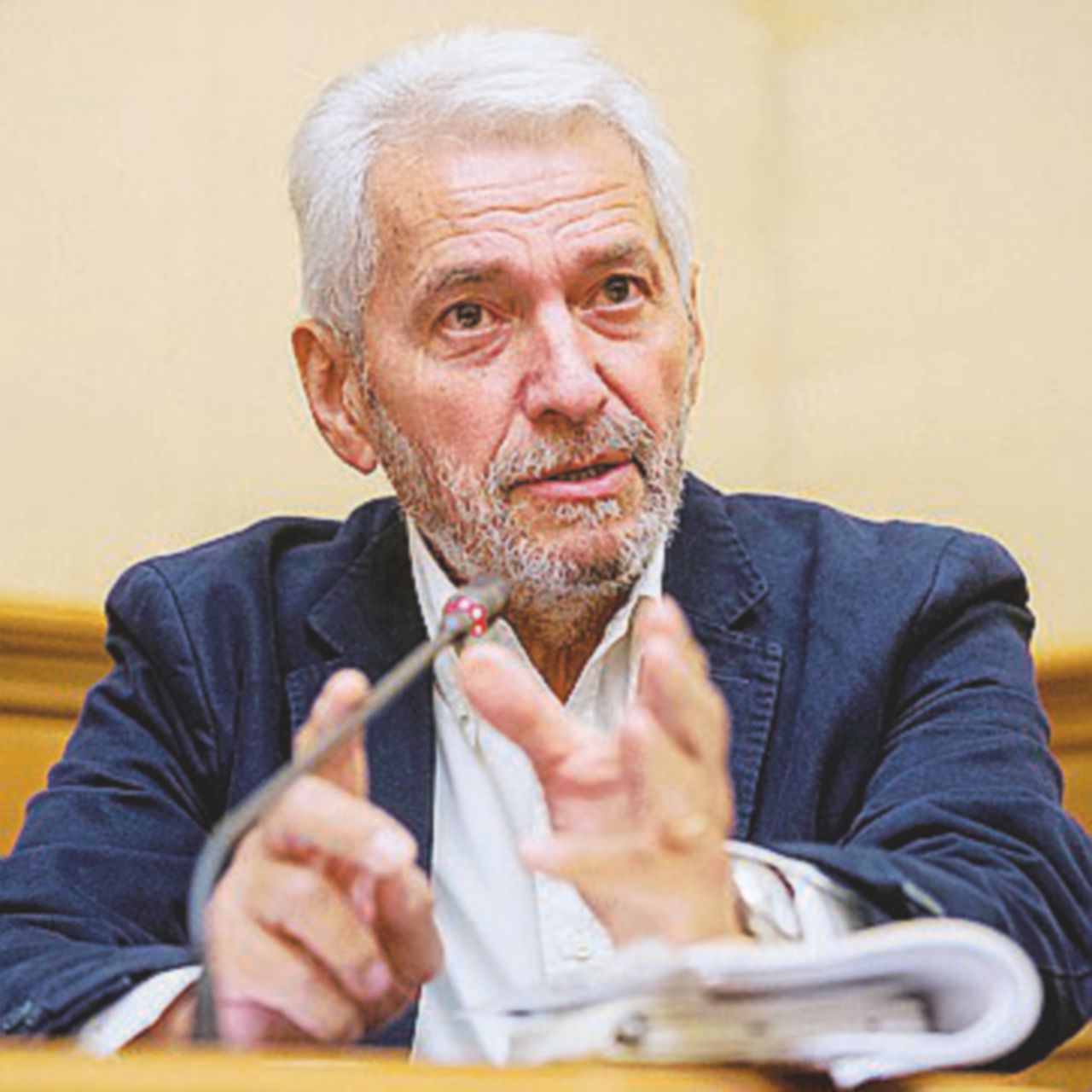 La nuova sfida per la democrazia La nuova sfida per la democrazia