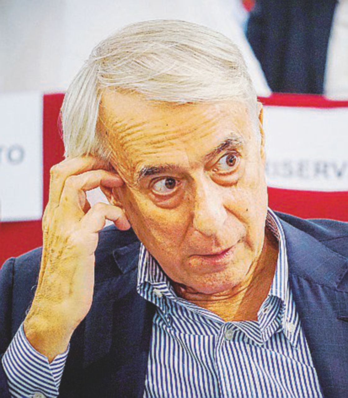 Pisapia archivia Renzi e il Pd: vince la linea dura di Bersani Pisapia archivia Renzi e il Pd: vince la linea dura di Bersani