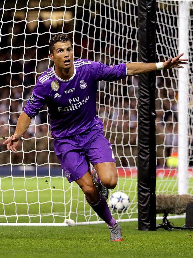 Juve-Real Madrid, ascolti tv da record. “Programma più visto dell’anno. Davanti anche al Festival di Sanremo” Juve-Real Madrid, ascolti tv da record. “Programma più visto dell’anno. Davanti anche al Festival di Sanremo”