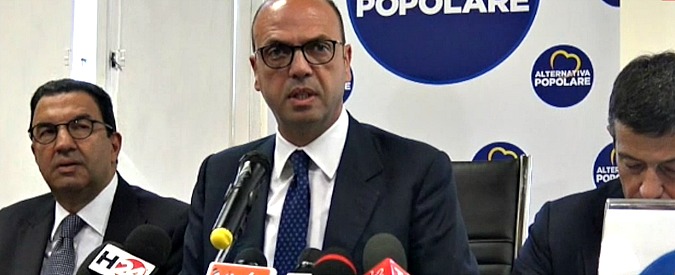 Copertina di Legge elettorale, Alfano (Ap): “Riforma è incostituzionale. Elezioni anticipate? Non le porta la cicogna, ma il Pd”