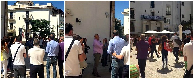 Copertina di Sperlonga, il sindaco arrestato Cusani torna in paese per i domiciliari. Accoglienza trionfale per l’uomo accusato di truccare gli appalti