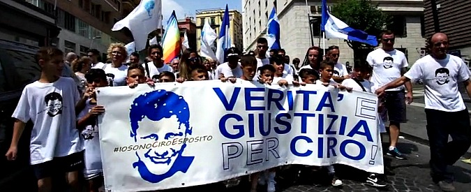 Copertina di Ciro Esposito, corteo contro lo sconto di pena a Daniele De Santis: “Non lo merita, ha compiuto un omicidio”