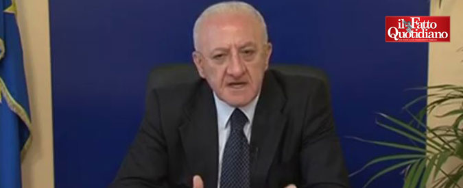 Copertina di Roma, De Luca: “Raggi? Una lezione per M5s che per anni ha calpestato dignità delle persone”