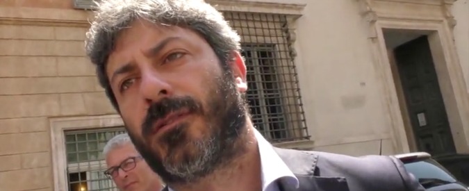 Copertina di Ius Soli, Fico (M5S): “Il no è di destra? Noi siamo per l’accoglienza. Chi dice così dice una stronzata”