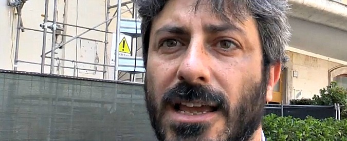 Copertina di Migranti, Fico (M5s): “Alleanze con la Lega nord? Pura fantascienza. Nessuna convergenza con il Carroccio”