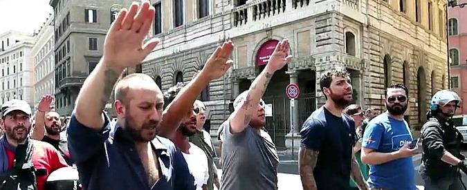 Copertina di Ius soli, saluti romani e cori contro Boldrini al corteo di Forza nuova. Cinquanta denunciati