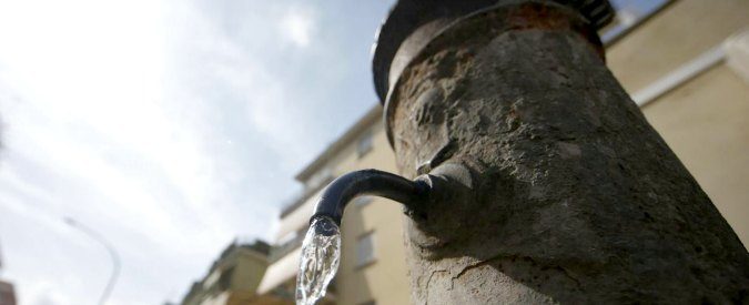 Emergenza acqua a Roma, perché non possiamo chiudere i nasoni