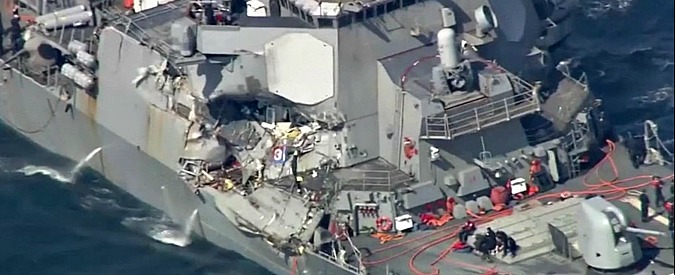 Copertina di Scontro tra nave militare Usa e mercantile filippino. Sette marinai americani dispersi nel mar del Giappone