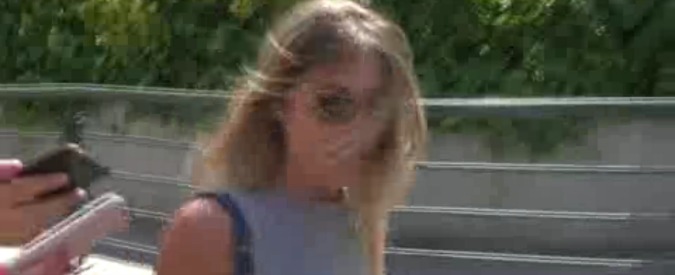 Copertina di Max Biaggi, l’ex Eleonora Pedron: “Se la paura è passata? Sì ora sta bene. Ci ho parlato”