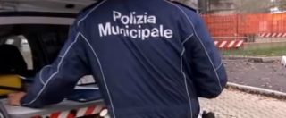 Copertina di Milano, sparatoria al comando di polizia locale di San Donato: vigile urbano uccide il superiore in ufficio. Poi si suicida
