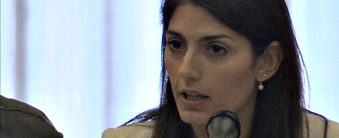Copertina di Roma, Raggi: “Per cambiare la città ci vuole tempo”. E ai cittadini chiede “pazienza”
