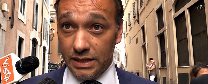 Copertina di Richetti: “Nessuno si permette di dire a Prodi di allontanarsi. Cuperlo? Rispetti elettori primarie che hanno scelto Renzi”