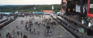 Copertina di Germania, riprende “Rock am Ring” dopo evacuazione. Era stato sospeso per ‘sospetti legati a terrorismo in backstage’