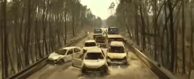 Copertina di Portogallo, maxi rogo a Pedrogao Grande. La strada della morte vista dal cielo