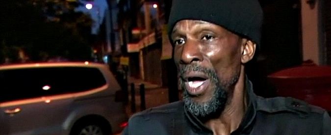 Copertina di Londra, furgone sui fedeli della moschea. Il racconto del testimone: “Attacco vendicativo, autista non era ubriaco”