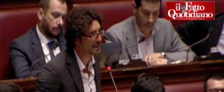 Copertina di Legge elettorale, Toninelli annuncia l’astensione sull’emendamento Mdp: bagarre in Aula
