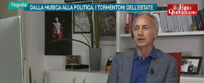 Copertina di Travaglio: “Renzi ha incontrato Prodi? Prima lo buttano giù e adesso improvvisamente se lo contendono”