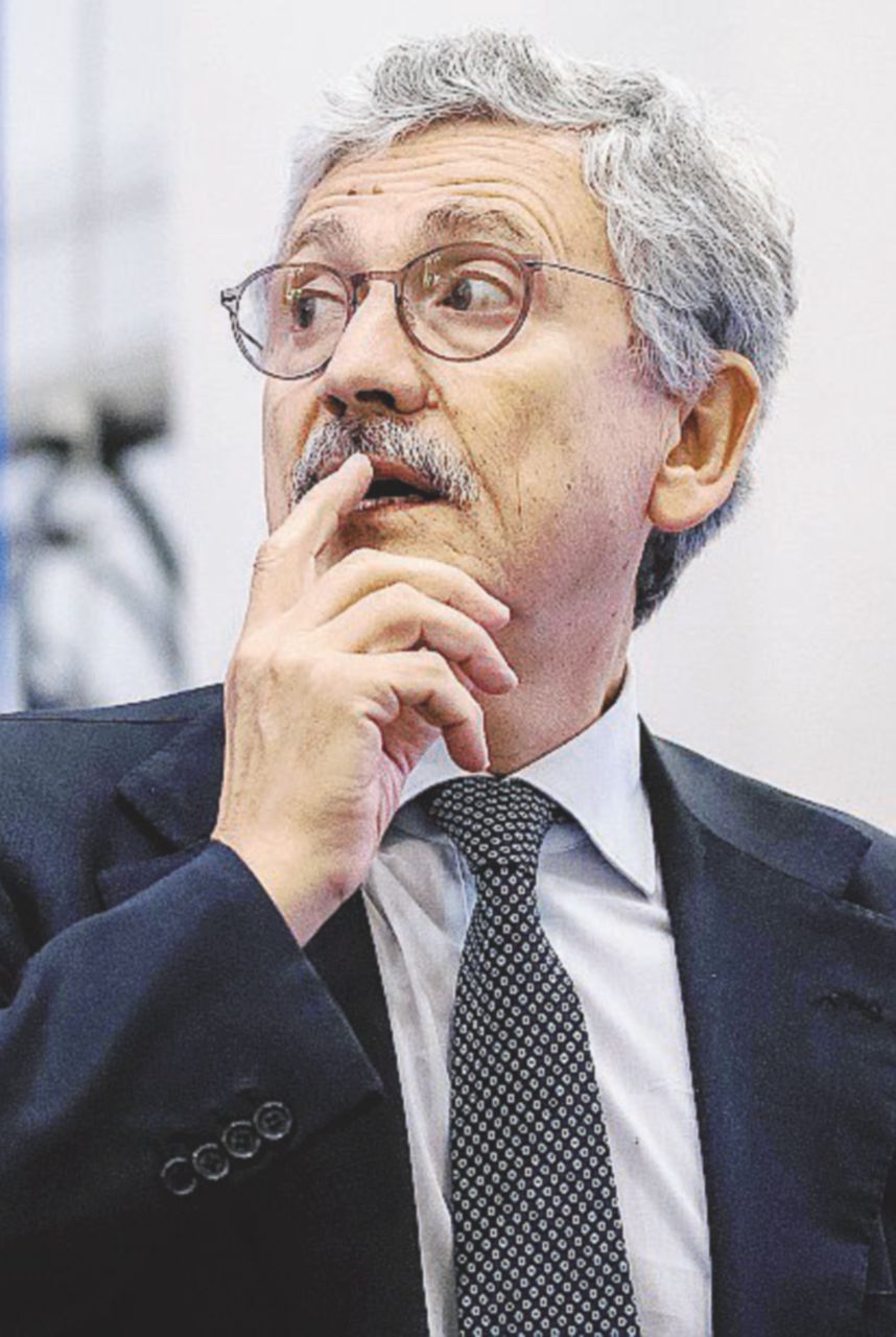 Massimo D’Alema - Ansa Missione compiuta: i renziani a Bruxelles fanno fuori D’Alema