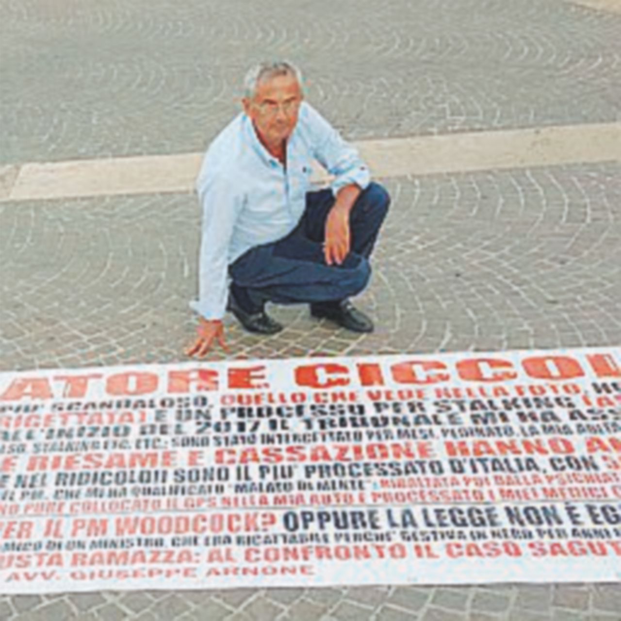 Striscione in Cassazione contro le toghe infedeli Striscione in Cassazione contro le toghe infedeli