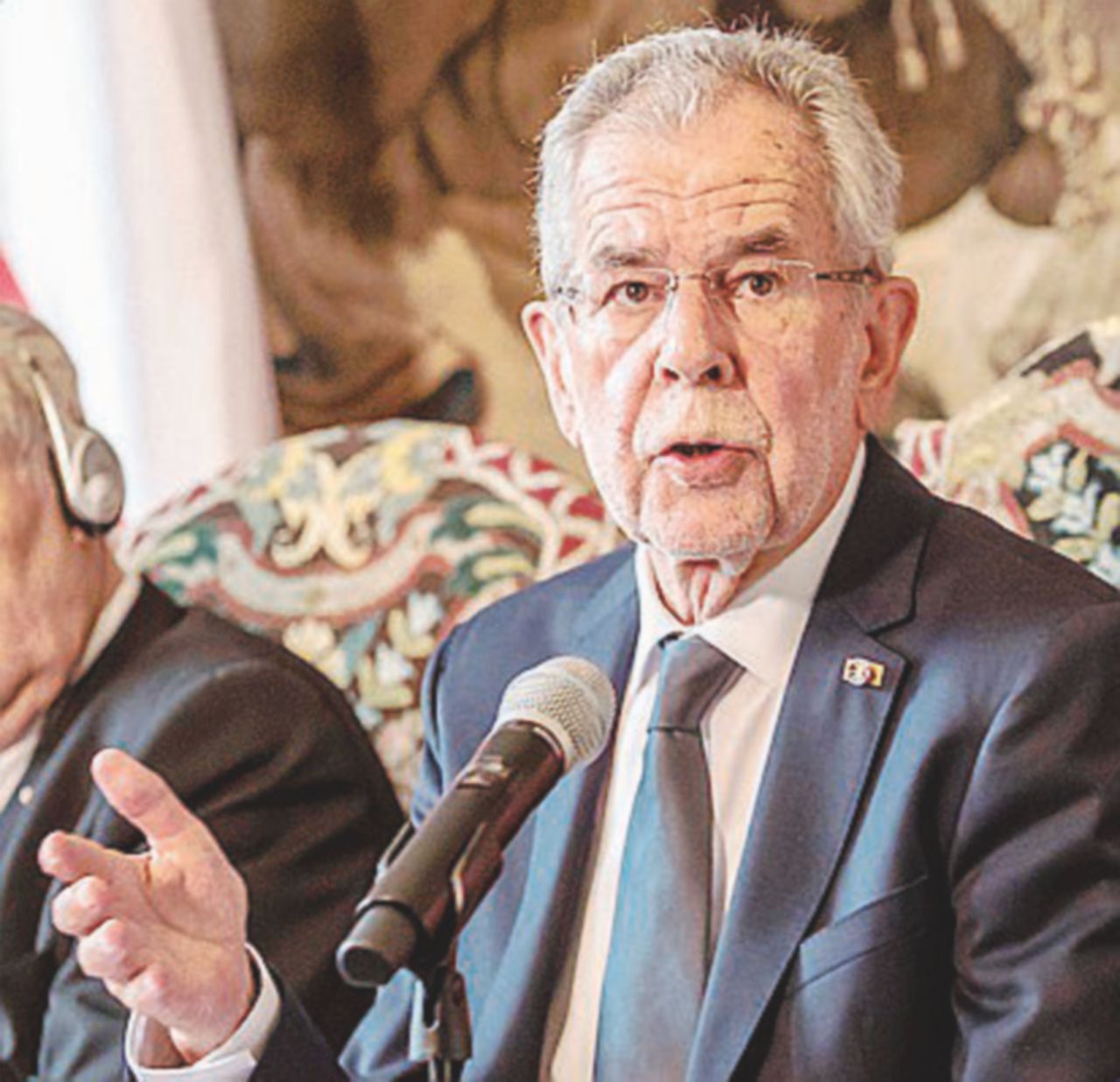 Copertina di L’Austria verde e socialdemocratica sigilla il Brennero con quattro panzer e 750 soldati