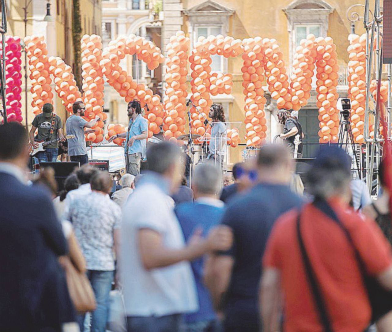 Copertina di Se stanno Insieme ci sarà un perché: ma quale?