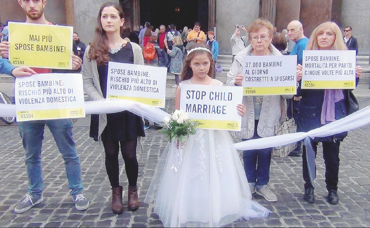 Un segnale di speranza dal Pakistan: stop ai matrimoni forzati sotto i 18 anni a Islamabad Un segnale di speranza dal Pakistan: stop ai matrimoni forzati sotto i 18 anni a Islamabad