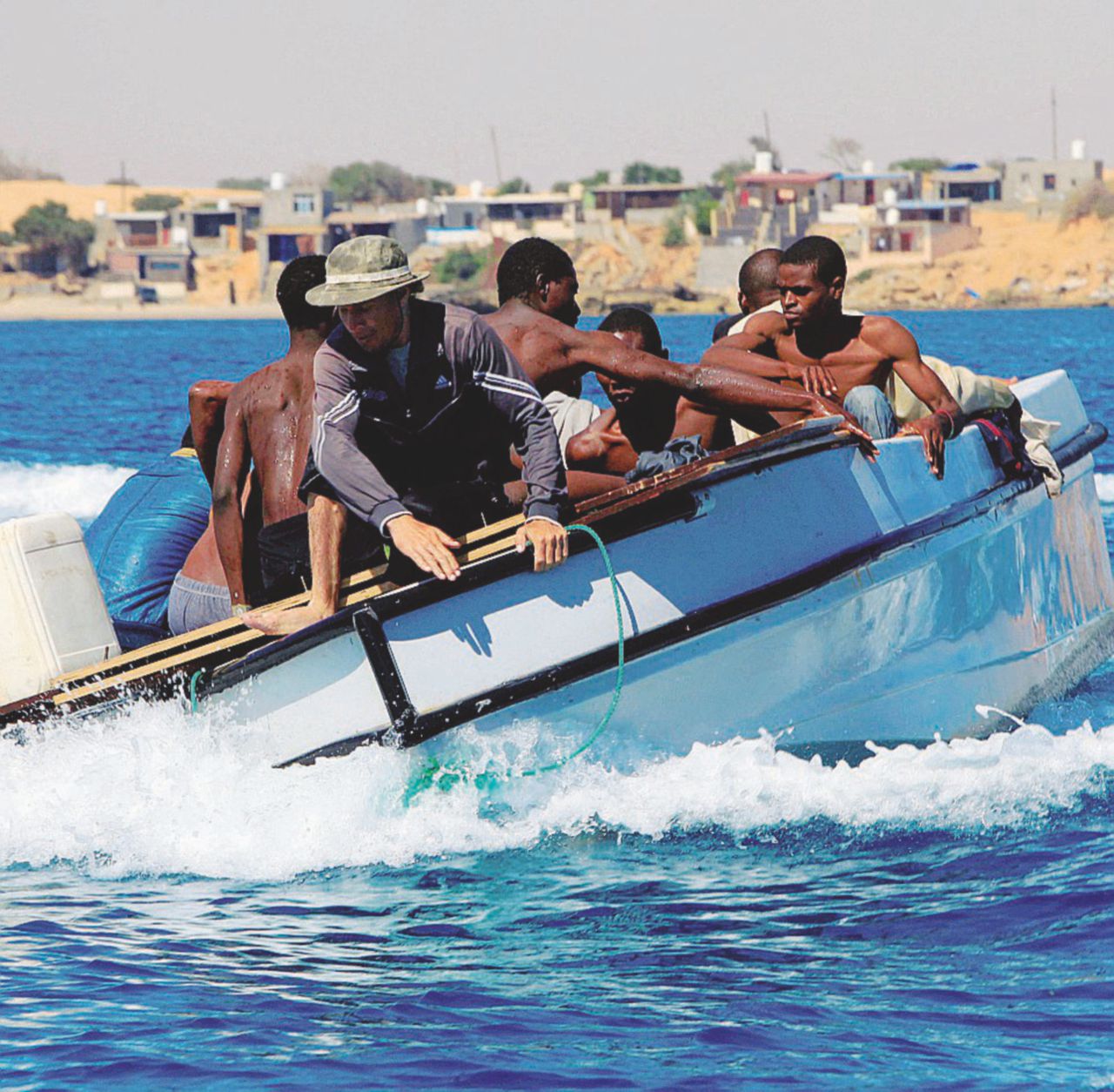 Copertina di Frontex: “Gruppo di lavoro per rivedere i piani Triton”