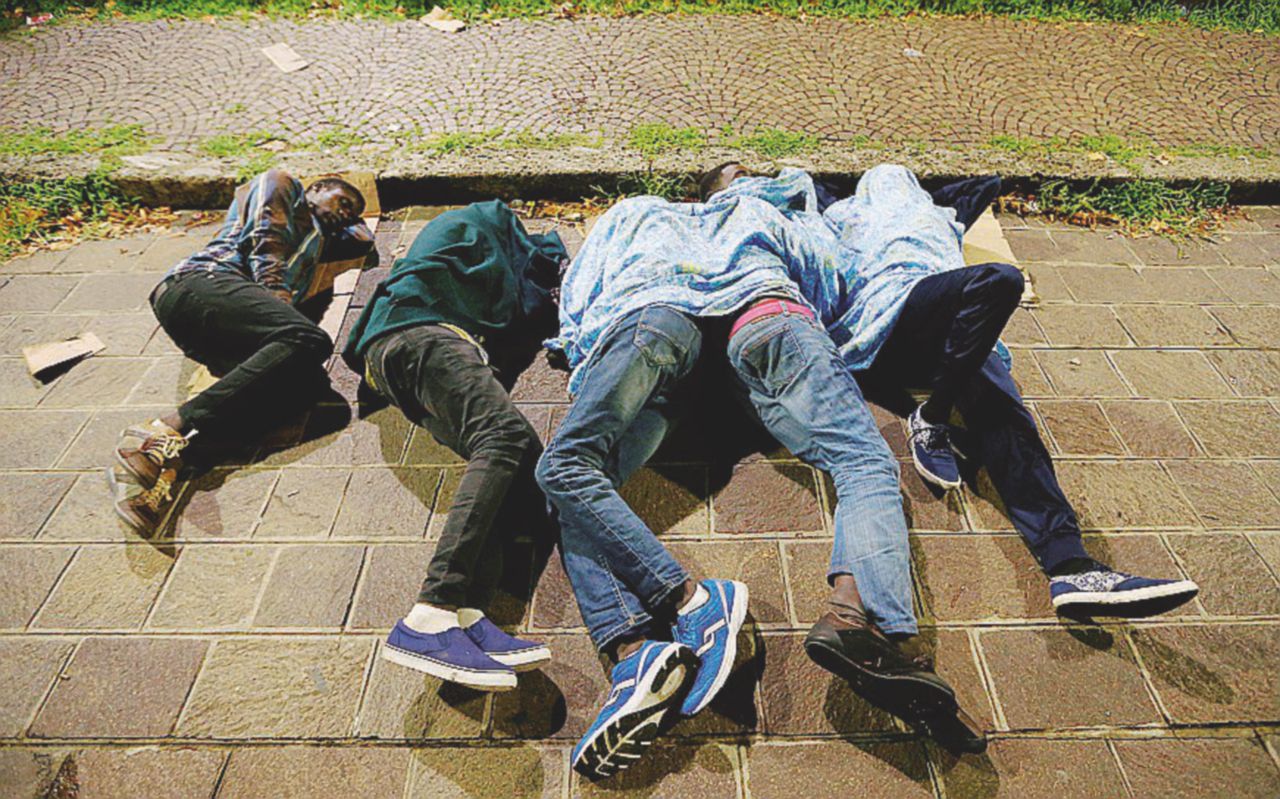 Sciopero della fame: troppi 32 profughi per noi