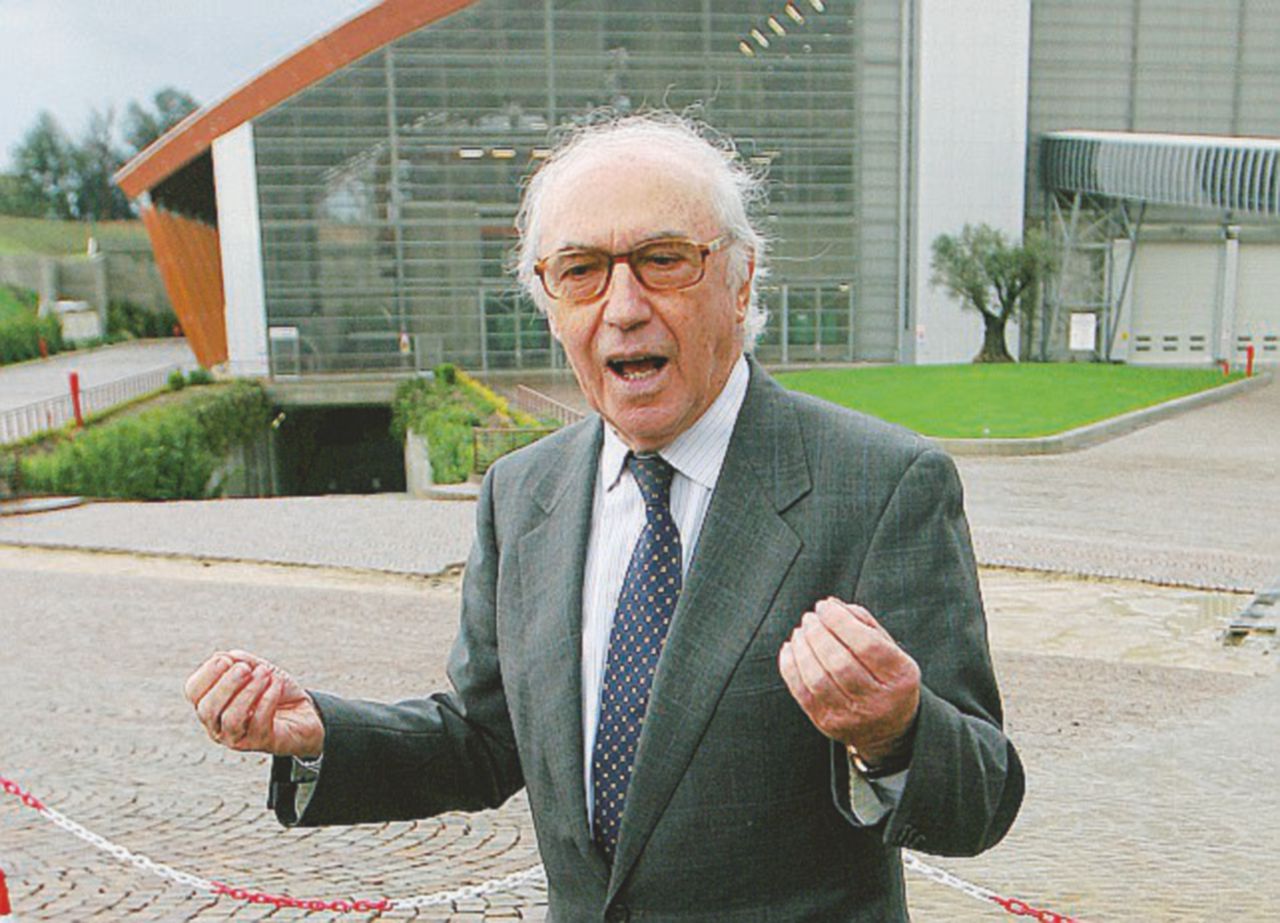 Pd: “Con la giunta Raggi Cerroni torna Re”. M5S: “Ma è tutta roba vostra”