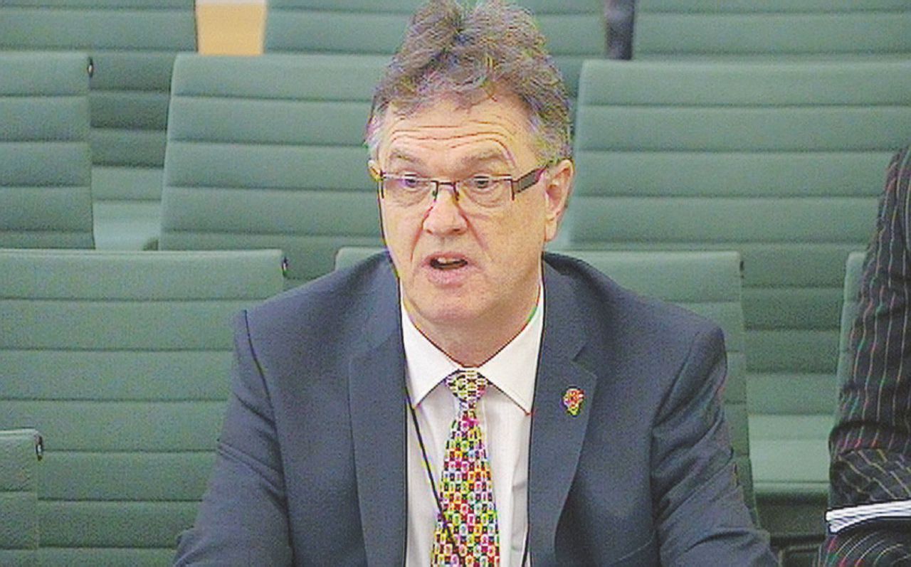 “Abusi, Chiesa trincerata: vige la regola del silenzio”