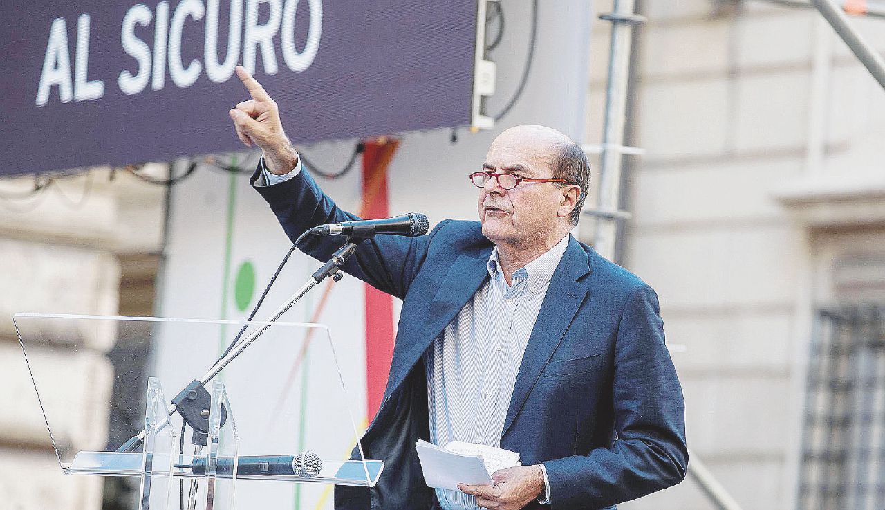Bersani: “Renzi, Lotti e Boschi fregati dalla loro questione morale”