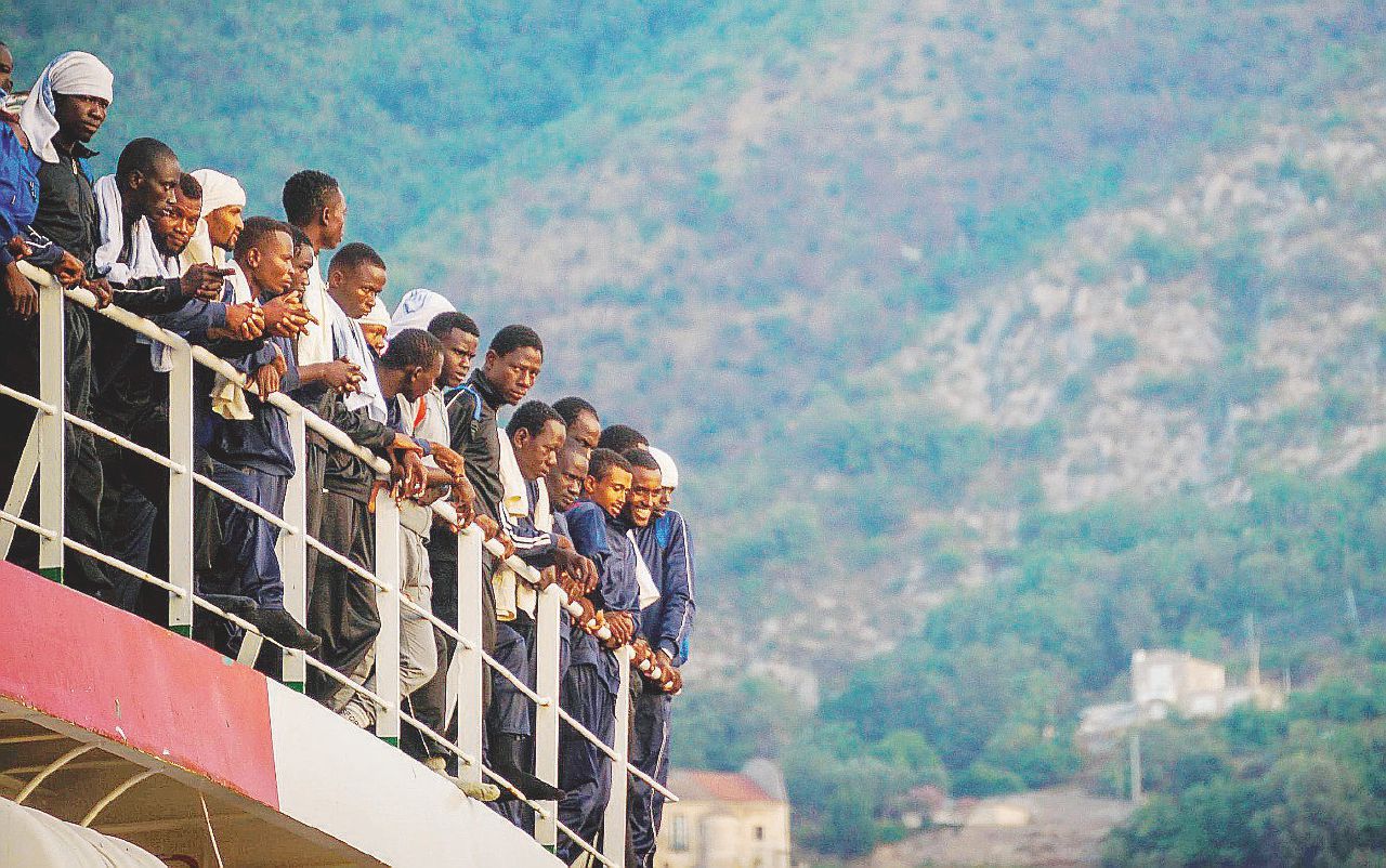 “Aiutiamoli a casa loro”: Africa act è lo slogan Pd