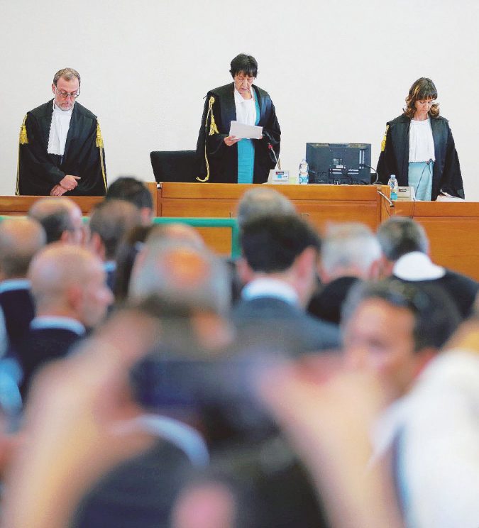 Roma ladrona, non mafiosa. Carminati: “Esco dal 41 bis” Roma ladrona, non mafiosa. Carminati: “Esco dal 41 bis”