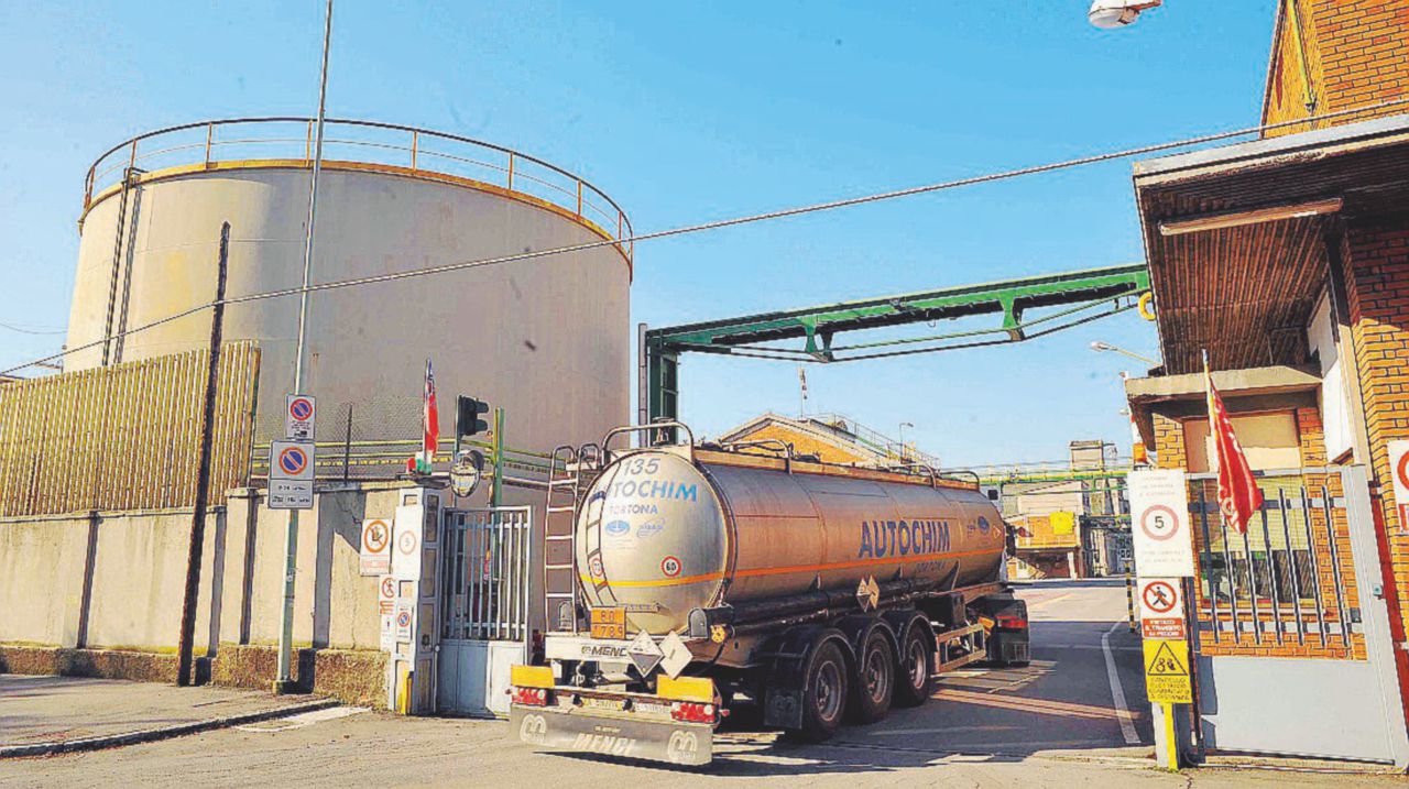 Copertina di Non solo Siracusa, in Italia il danno è di 250 miliardi