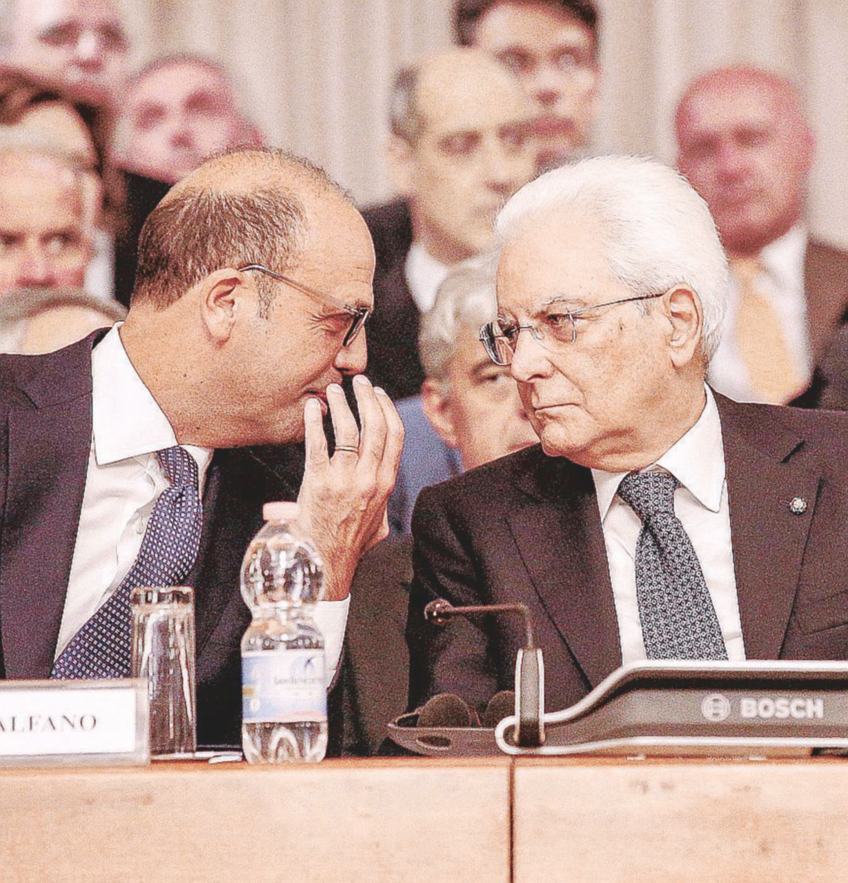 Migranti, si sveglia il Colle: “Ora risposte non battute”