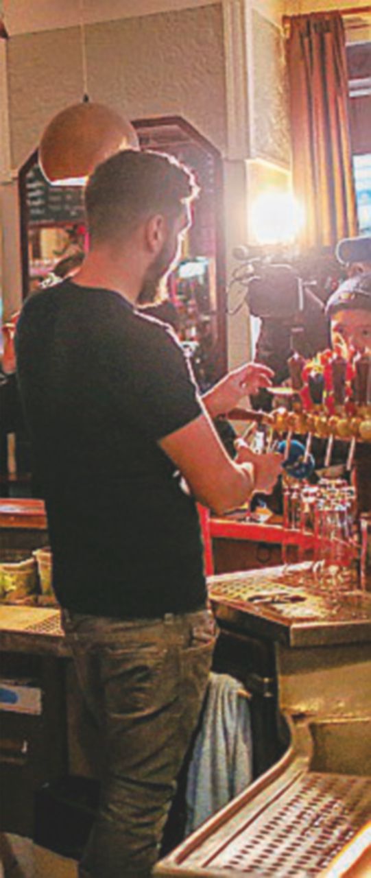 Dopo 6 anni arriva l’assoluzione, ma il cronista ora fa il barista