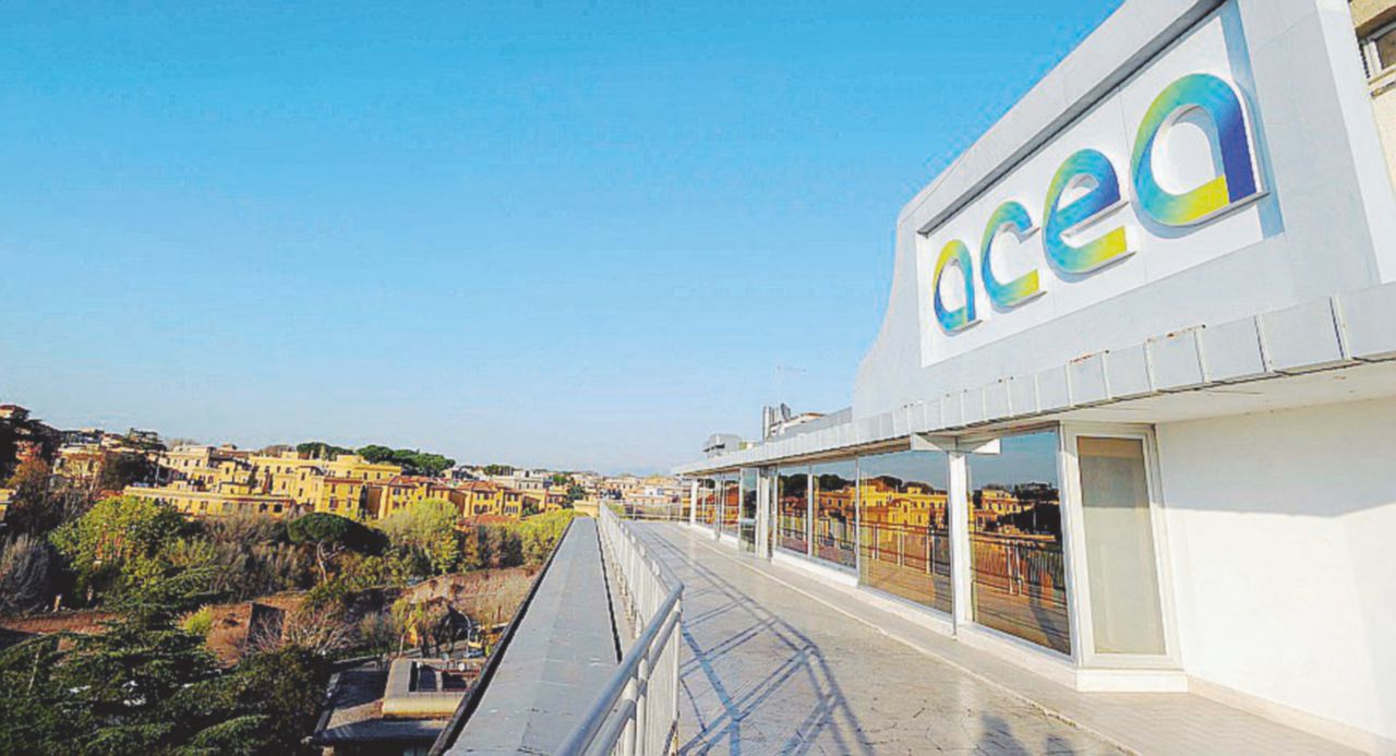 Copertina di Acea indagata: “Il lago è deteriorato”