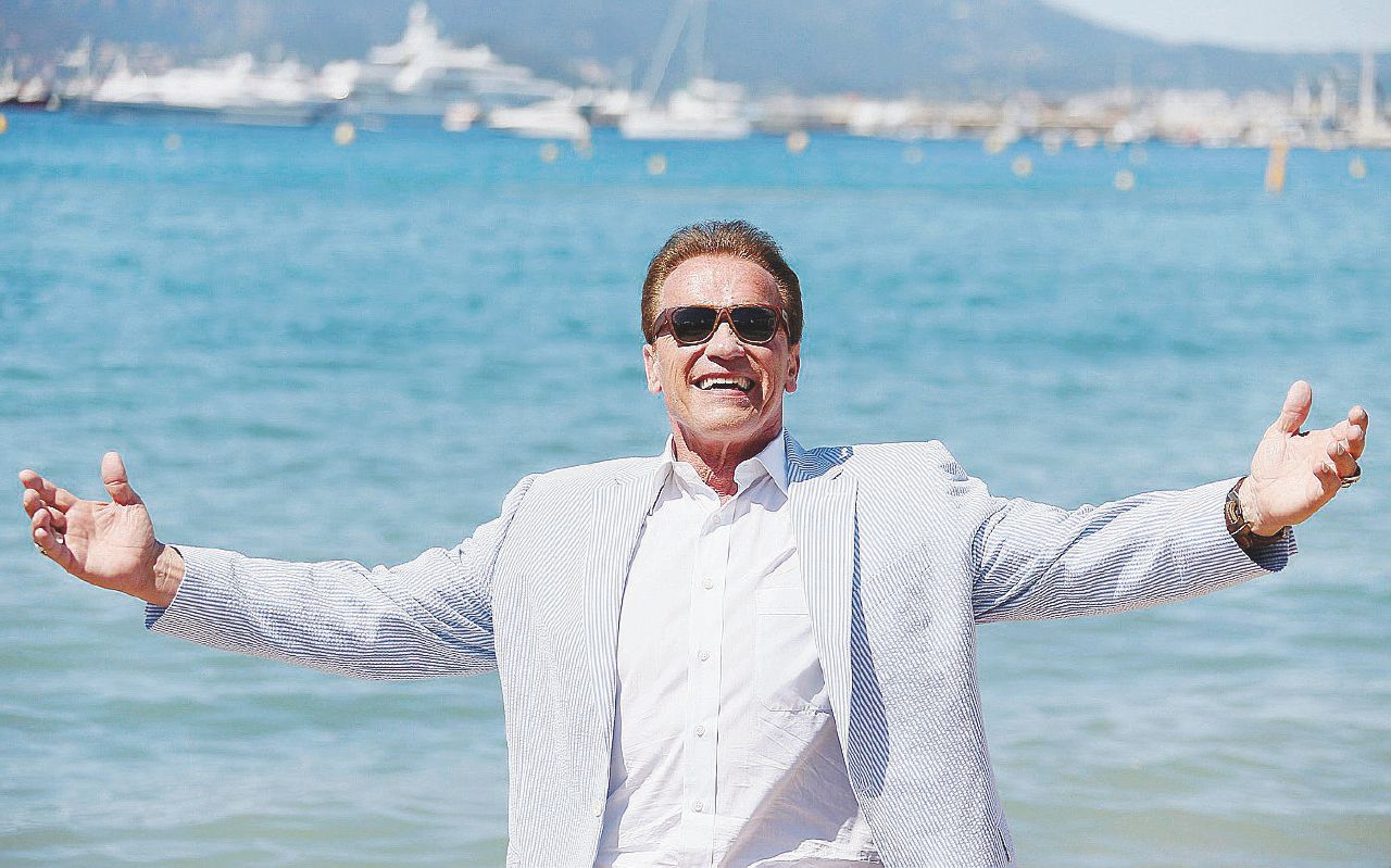 Presidente nato (e vietato): “the Schwarzy show” fa 70