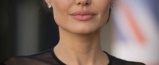 Copertina di Angelina Jolie, è guerra aperta con Brad Pitt: “Vuole uccidere ogni suo rapporto con i figli. È animata da collera sorda e senza fine”