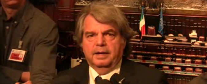 Copertina di Europa, Brunetta contro Renzi: “Tornare a Maastricht? Lo dico da anni. Ormai ci copia in tutto”