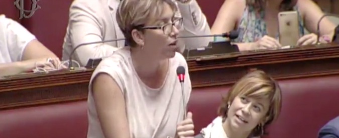 Copertina di Vaccini, M5S vota contro. Colonnese: “Tante famiglie insultate senza dare risposte. Lorenzin se ne vada”