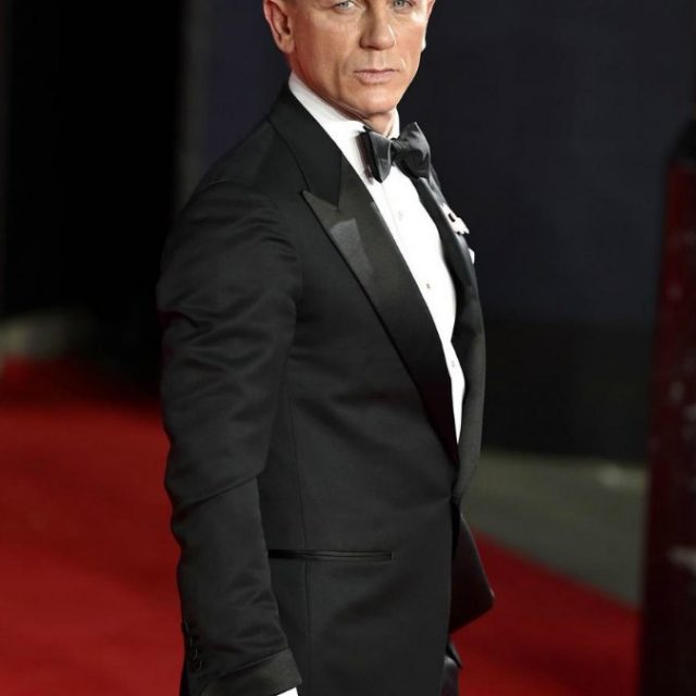 Daniel Craig cade e si fa male sul set del nuovo James Bond: interrotte le riprese del film