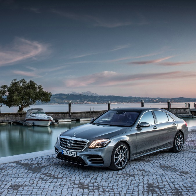 Copertina di Mercedes Classe S, il restyling dell’ammiraglia è servito – FOTO