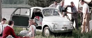 Copertina di Fiat 500, 60 anni di magia. Buon compleanno alla più amata dagli italiani – FOTO