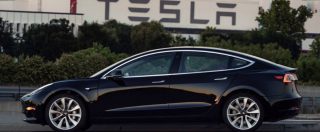 Copertina di Tesla Model 3, obiettivo (finalmente) raggiunto: 5.000 auto prodotte in 7 giorni
