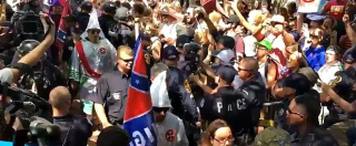 Copertina di Virginia, scontri tra il Ku Klux Klan e manifestanti antirazzisti