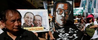 Copertina di Liu Xiaobo, Pechino: “Da Usa e Germania commenti inappropriati su sua morte. Il Nobel per la pace? Blasfemia”