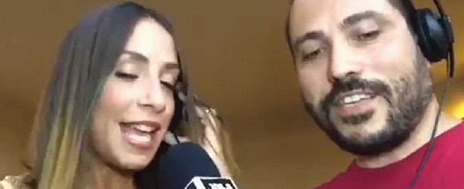 Copertina di Vitalizi, la pornostar Malena canta a Radio Rock: “Mi dispiace per Cicciolina, ma sono favorevole al taglio”