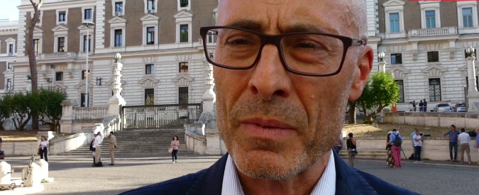 Copertina di Migranti, Medici senza frontiere non firma il Codice di condotta Ong: “Non vogliamo armi e militari a bordo”